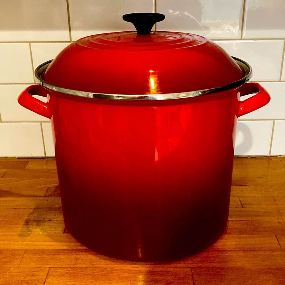 Le Creuset stockpot